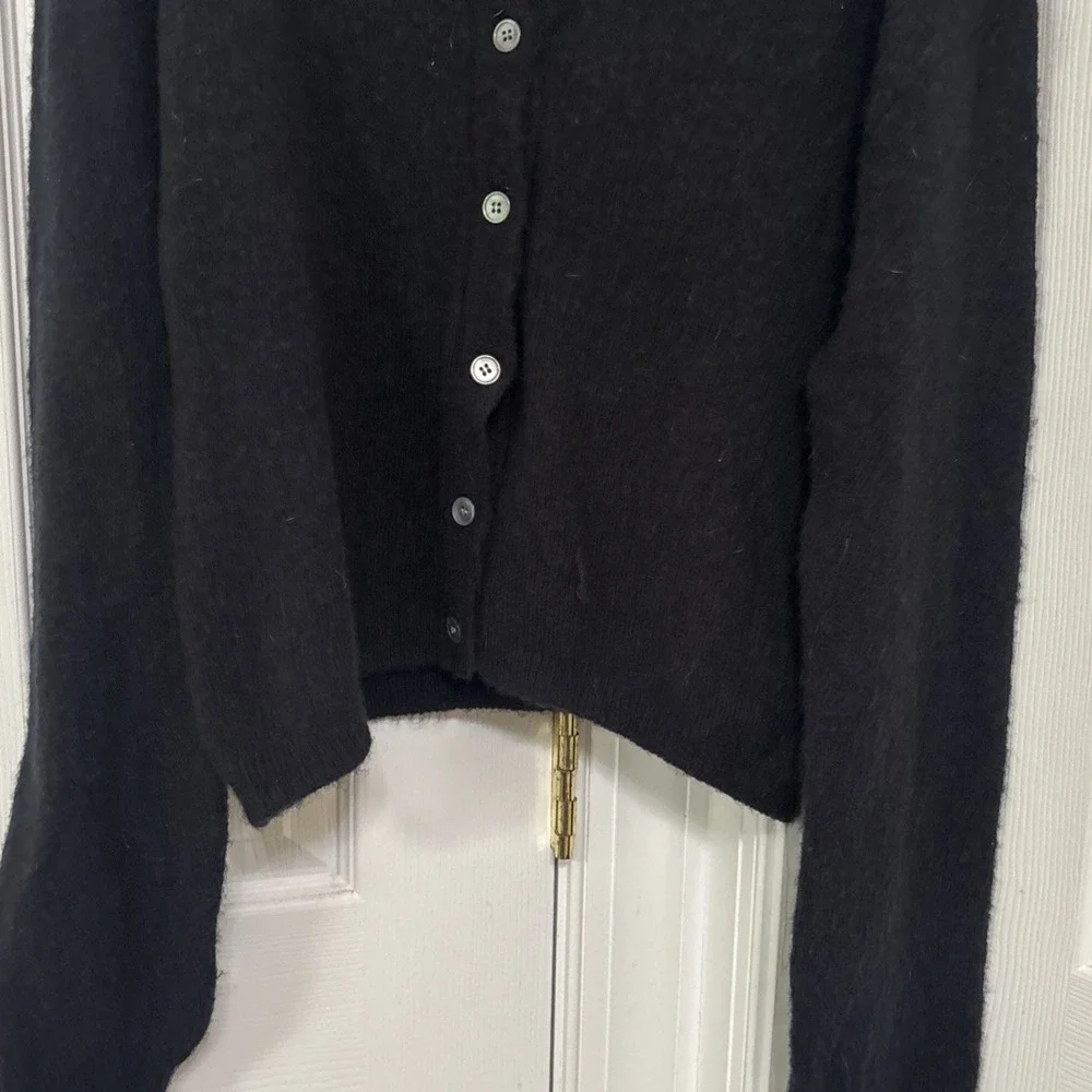 J Crew Womens Cardigan Sweater Wool Blend Cropped Button Front Sz M Black Soft